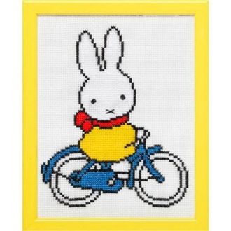 Borduurpakket Nijntje op de fiets 13x17cm van PAKO 076.211610
