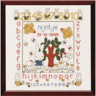 Borduurpakket geboortetegel Nijntje 38x38cm van PAKO 076.230276