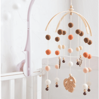 Mobiel Boogjes voor de baby kamer 