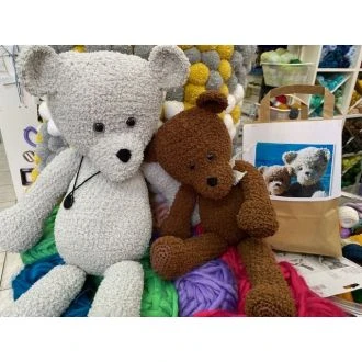 Grote beer haakpakket van N'STUDIO