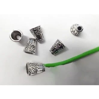 Vetereind metaal oud zilver S019