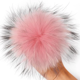 Lichtroze bonten pompon ca. 15cm met drukknoop