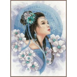 Telpakket borduurpakket Asian Lady in Blue 30 x 41cm van LANARTE PN-0169168