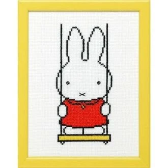 Borduurpakket Nijntje op schommel 13x17cm van PAKO 076.211605