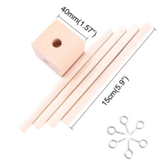 Houten mobiel Kubus voor de babykamer