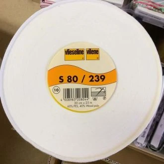 S80 middelzwaar stabiel naaibaar vlies 90cm breed van VLIESELINE 025.S80